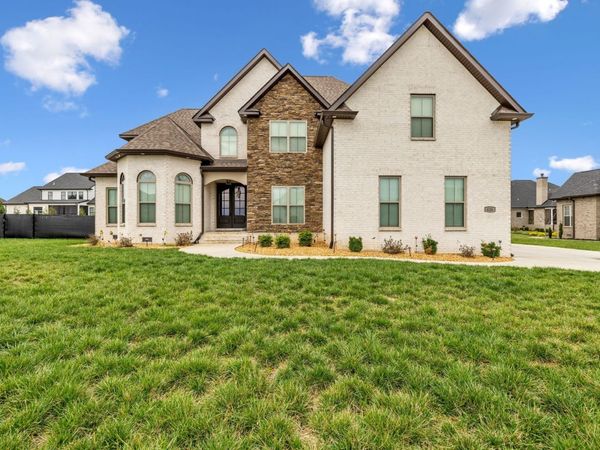 626 Reichert Ct, Murfreesboro, TN 37130