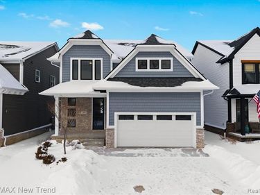 203 Mountain View Lane, Milford Vlg, MI 48381