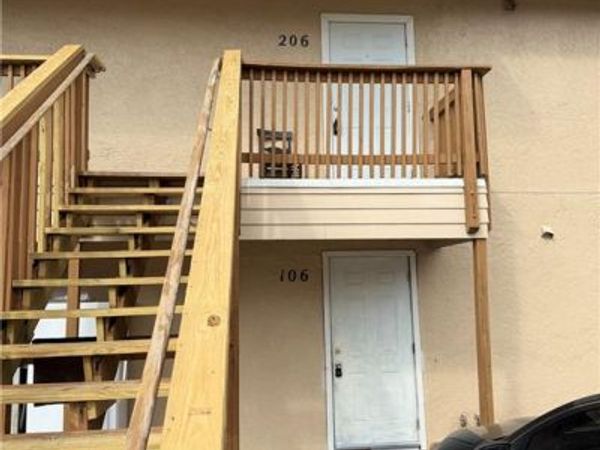 824 Alderman ST , Unit 206, FORT MYERS, Fl 33916