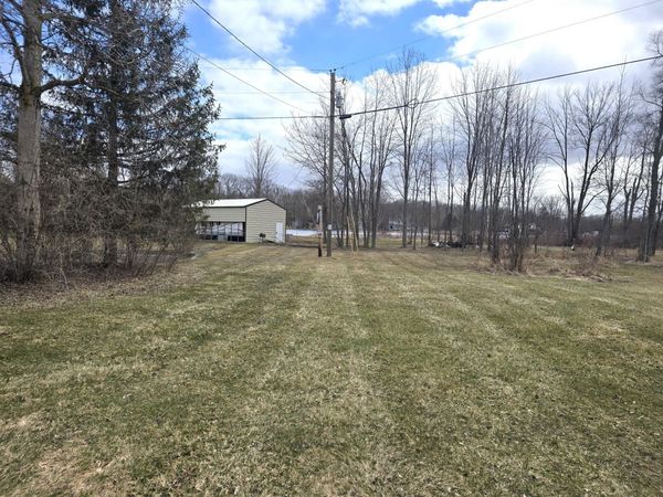 10631 Maple Drive, Riverdale, MI 48877