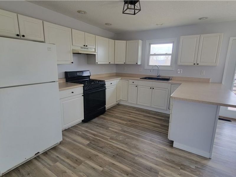 105 Woodcrest Lane, Marietta, OH 45750 Photo 4