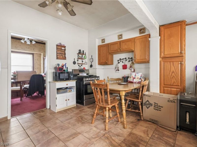 4202 Albertly Avenue, Parma, OH 44134 Photo 12