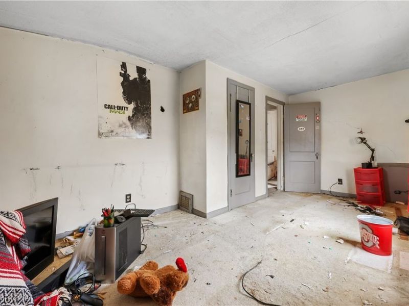 4202 Albertly Avenue, Parma, OH 44134 Photo 13