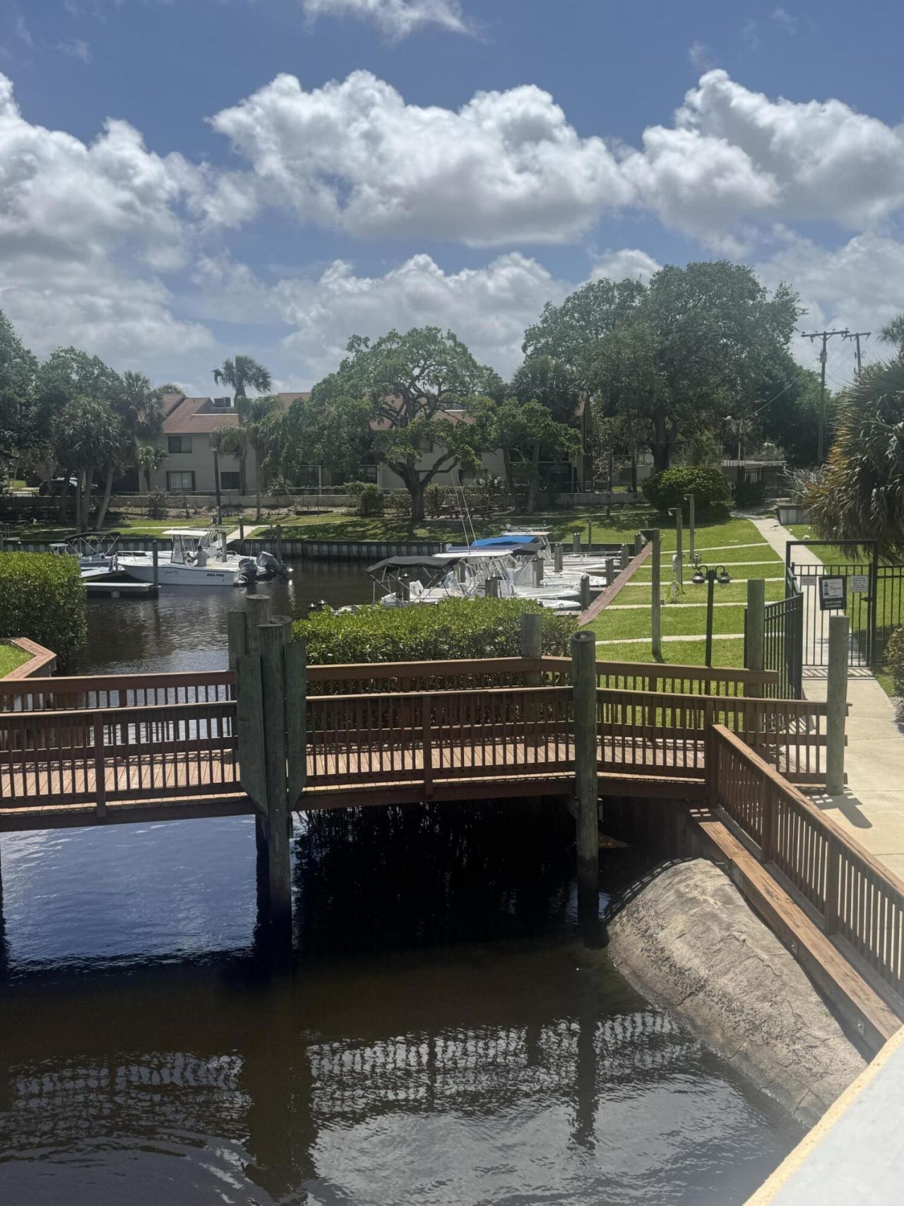 1444 SE Riverside Drive Se, Unit B-7, Stuart, FL 34996 Photo