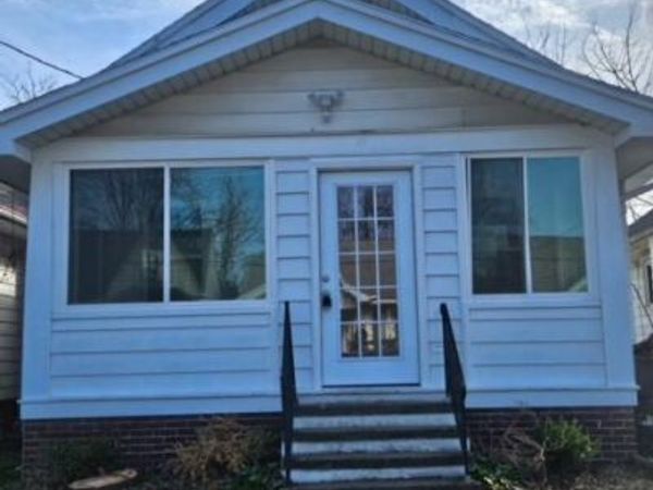 2021 Barrows Street, Toledo, OH 43613