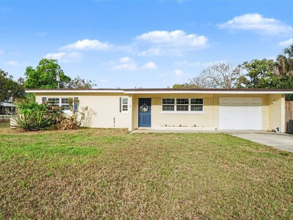 2300 LAKE ROAD , FERN PARK, FL 32730