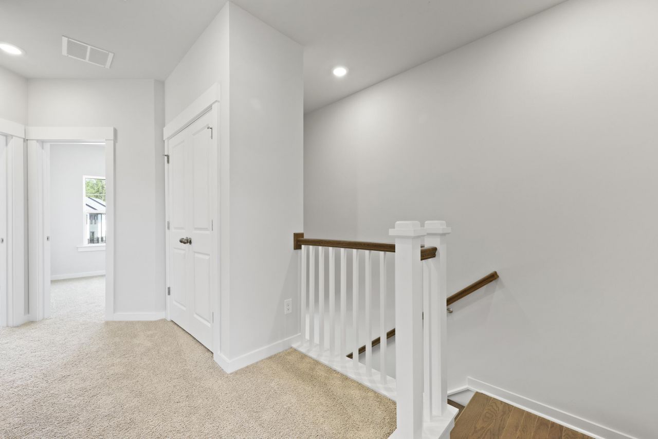 598 Scholar Way Photo 23