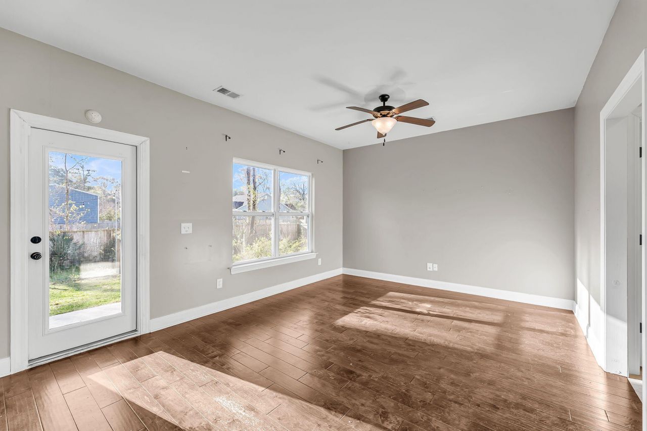 3507 Berryhill Road Photo 5