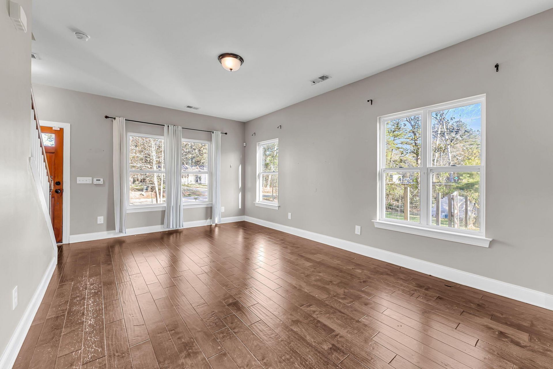 3507 Berryhill Road Photo 5
