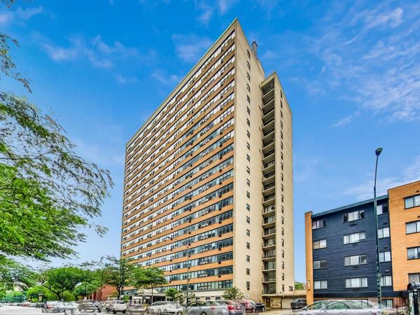 6030 N Sheridan Road, Unit 901, Chicago, IL 60660