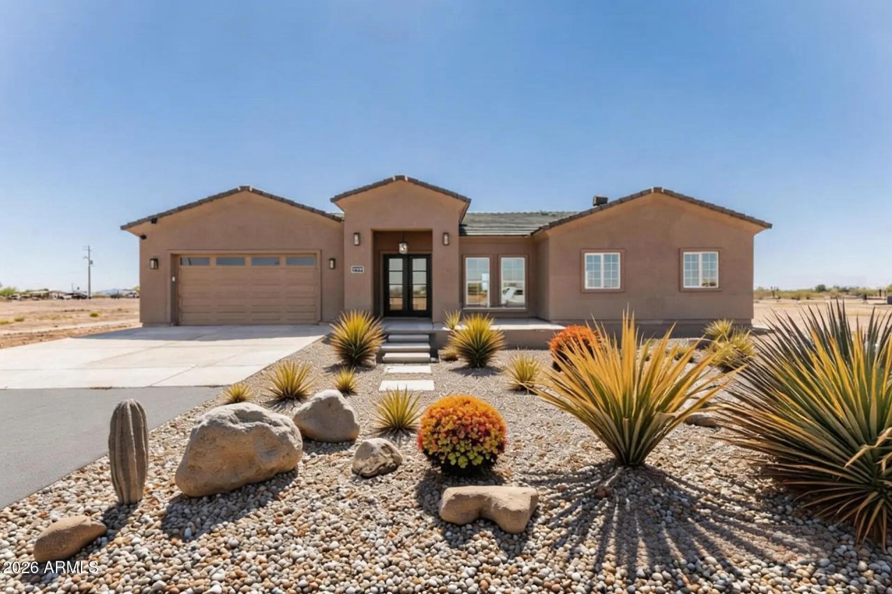 37289 W Hilton Avenue, Tonopah, AZ 85354 Main Photo
