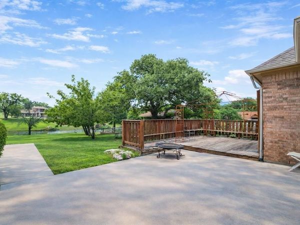12020 Younger Court, Azle, TX 76020