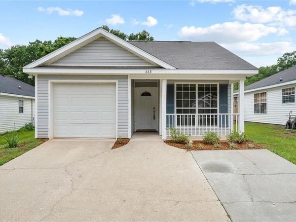 668 Willow Pointe Drive , Mobile, AL 36695