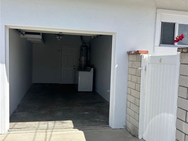 337 Broadway, Costa Mesa, CA 92627