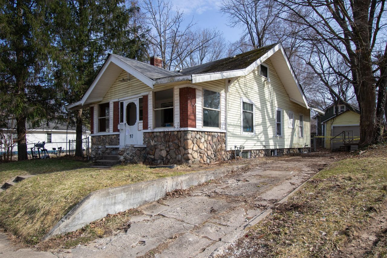 57 Seivour Avenue, Battle Creek, MI 49037 Main Photo