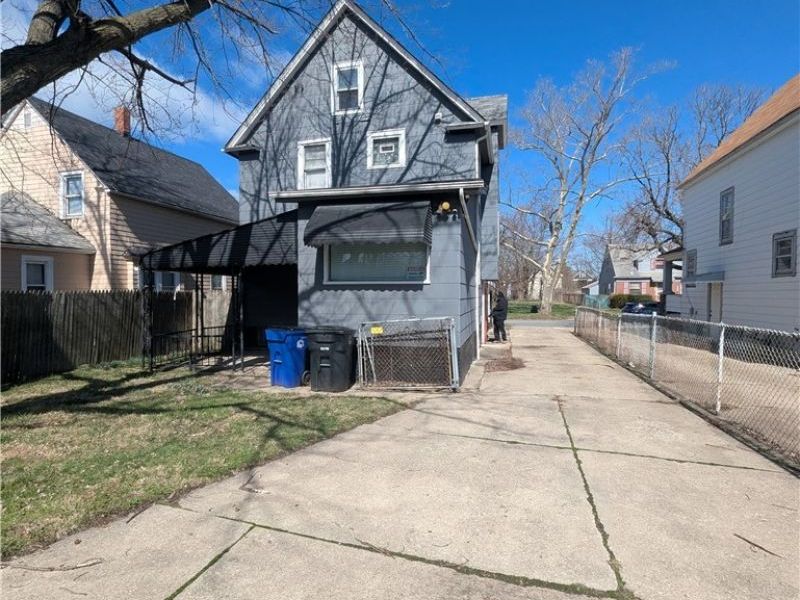 16010 Arcade Avenue, Cleveland, OH 44110 Photo 6