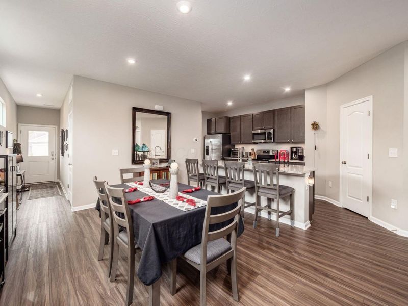 523 Rochdale Run, Delaware, OH 43015 Photo 3