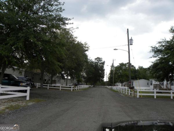 3470 SE Arnold Drive SE, Allenhurst, GA 31301