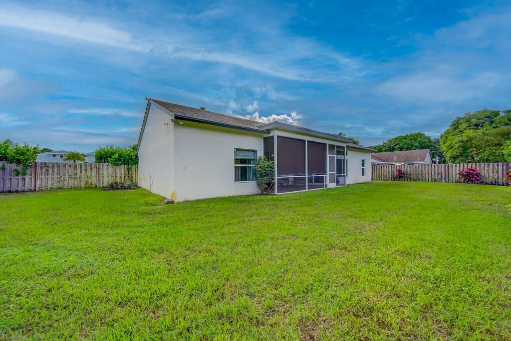 1853 Shower Tree Way, Wellington, FL 33414 Photo