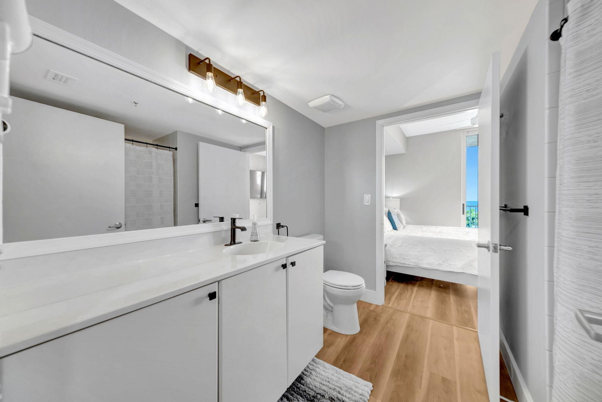 3020 NE 32nd Avenue, Unit 1017, Fort Lauderdale, FL 33308 Photo