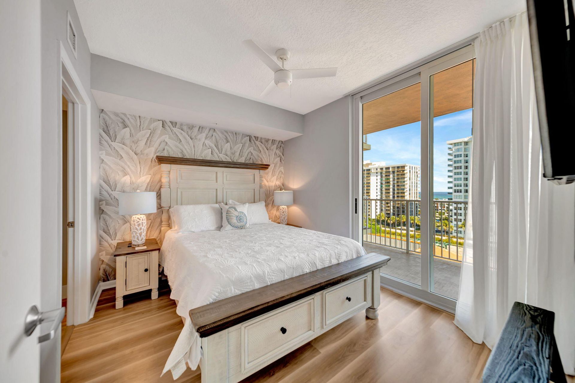 3020 NE 32nd Avenue, Unit 1017, Fort Lauderdale, FL 33308 Photo