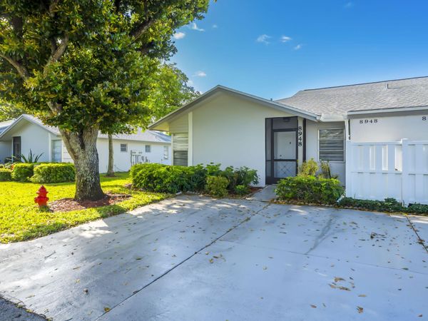8948 Meadowlark Way, Boca Raton, FL 33496