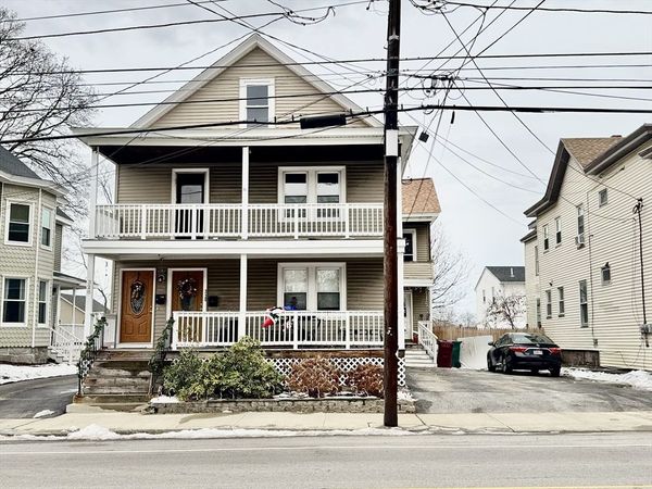 328 Stevens St, Unit 2, Lowell, MA 01851