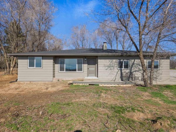 29862 Emmett Rd, Caldwell, ID 83607
