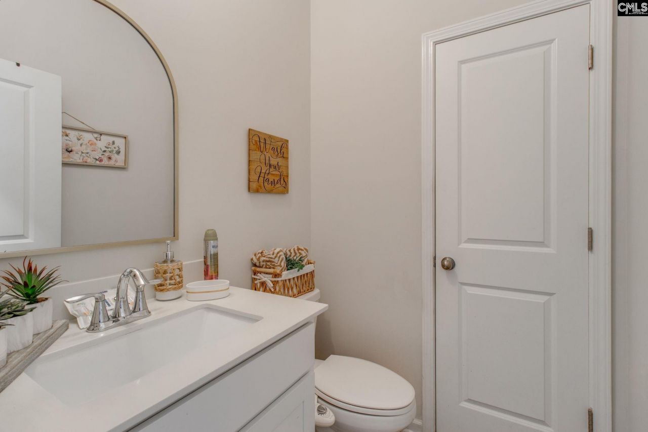 222 Broom Street Photo 22