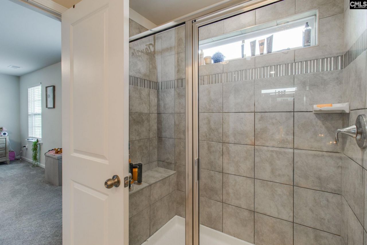 222 Broom Street Photo 29