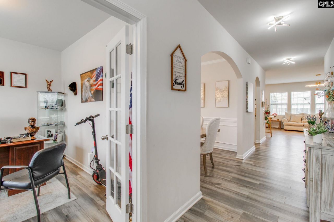 222 Broom Street Photo 6