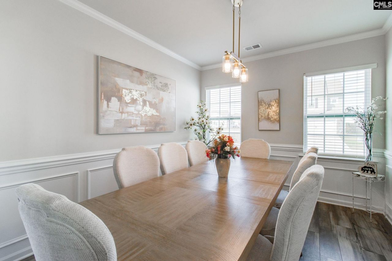 222 Broom Street Photo 9