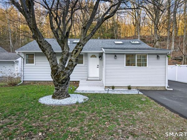 148 Roosevelt, Seymour, CT 06483