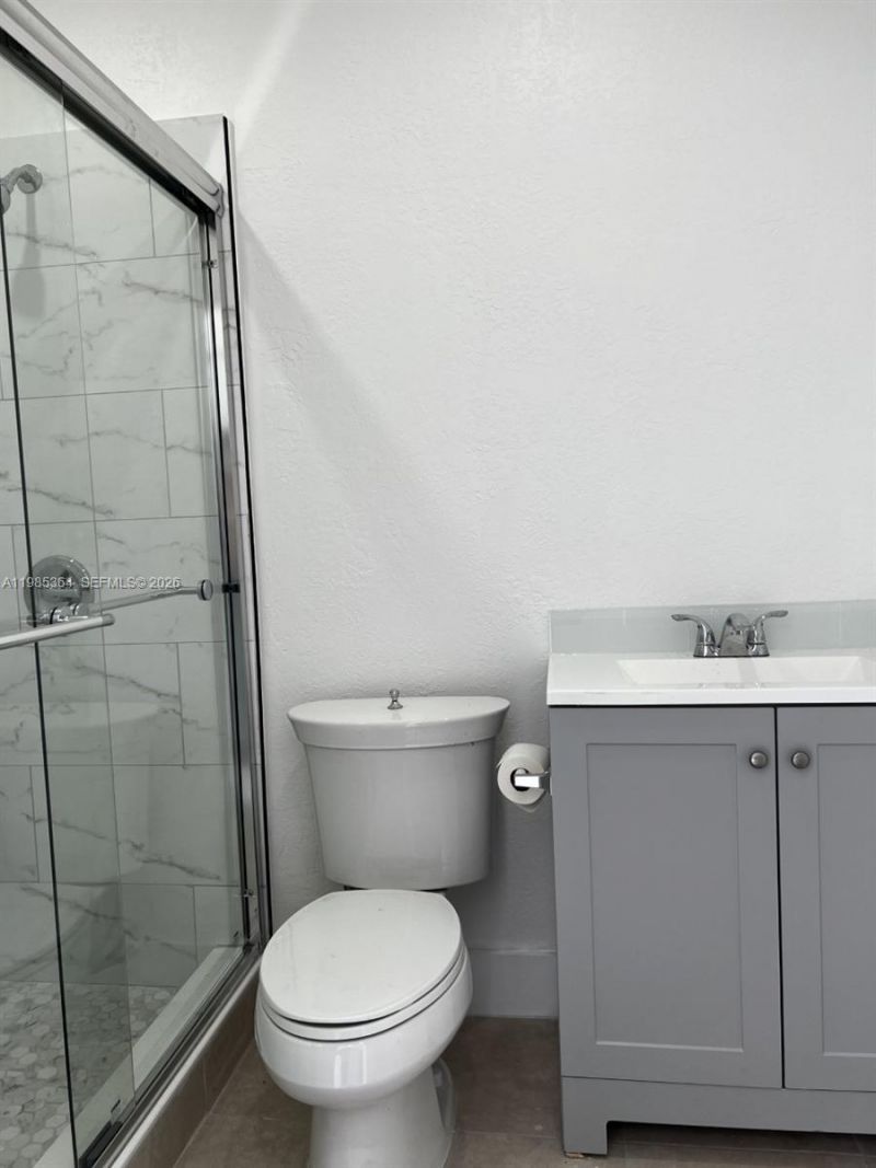 8871 NW 15th St , Unit REAR, Pembroke Pines, FL 33024 Photo