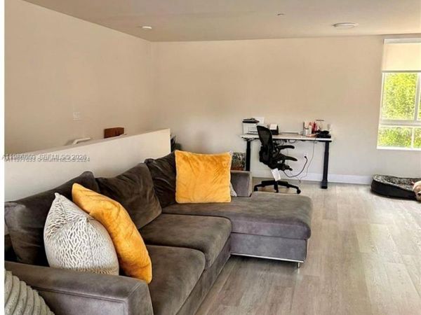 2561 NE 193rd St , Unit 1201, Miami, FL 33180