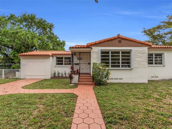 1081 SW 63rd Ave, West Miami, FL 33144