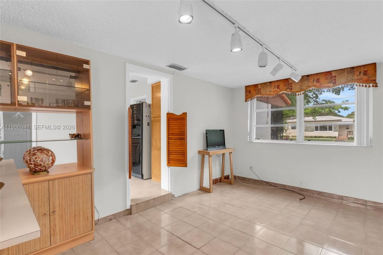 1081 SW 63rd Ave, West Miami, FL 33144 Photo