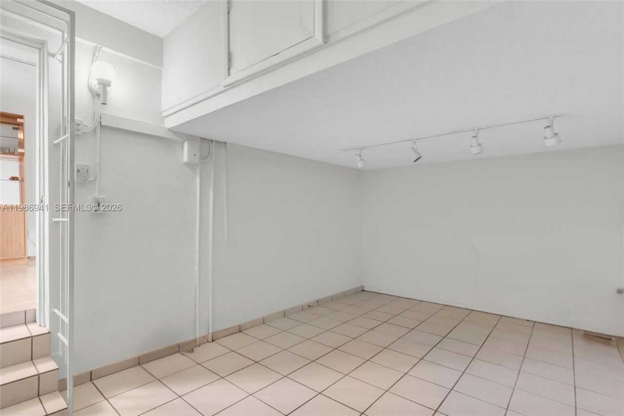 1081 SW 63rd Ave, West Miami, FL 33144 Photo