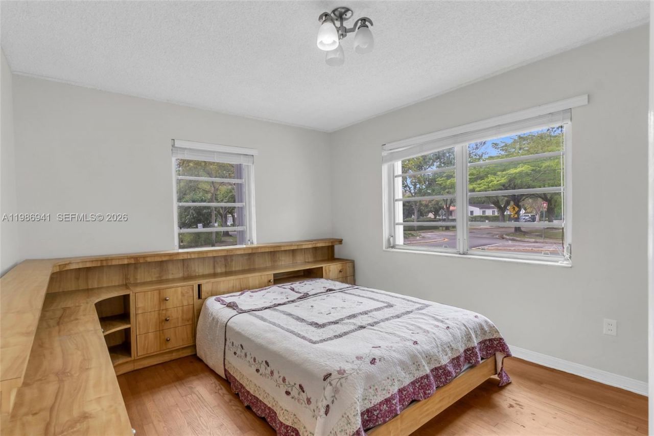 1081 SW 63rd Ave, West Miami, FL 33144 Photo