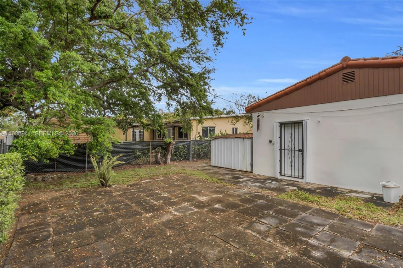 1081 SW 63rd Ave, West Miami, FL 33144 Photo