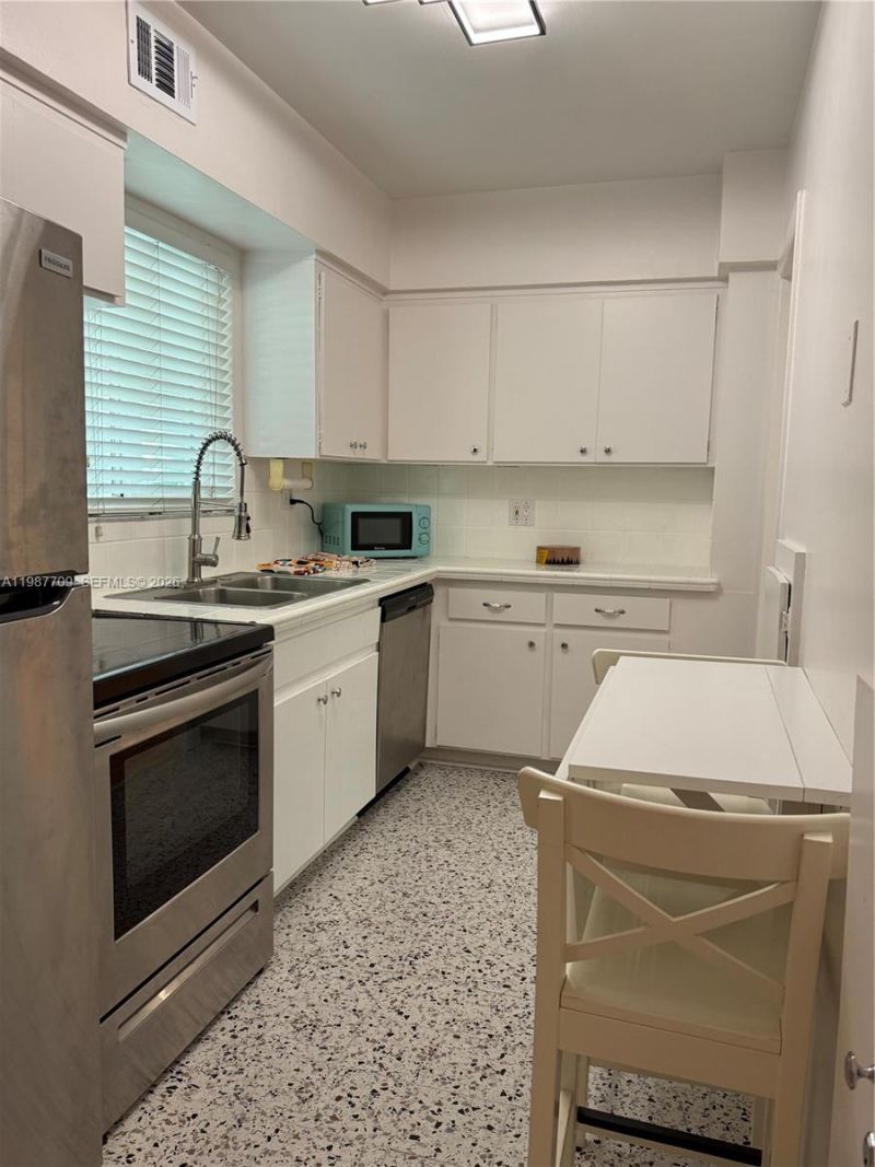 201 Fluvia Ave, Coral Gables, FL 33134 Photo