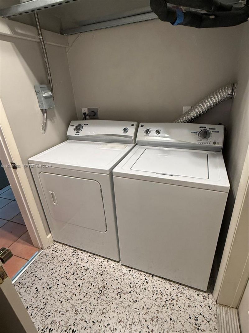 201 Fluvia Ave, Coral Gables, FL 33134 Photo