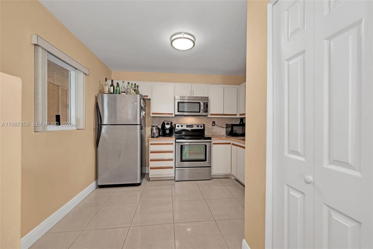 10441 Mahogany Key Cir , Unit 101, Miami, FL 33196 Photo