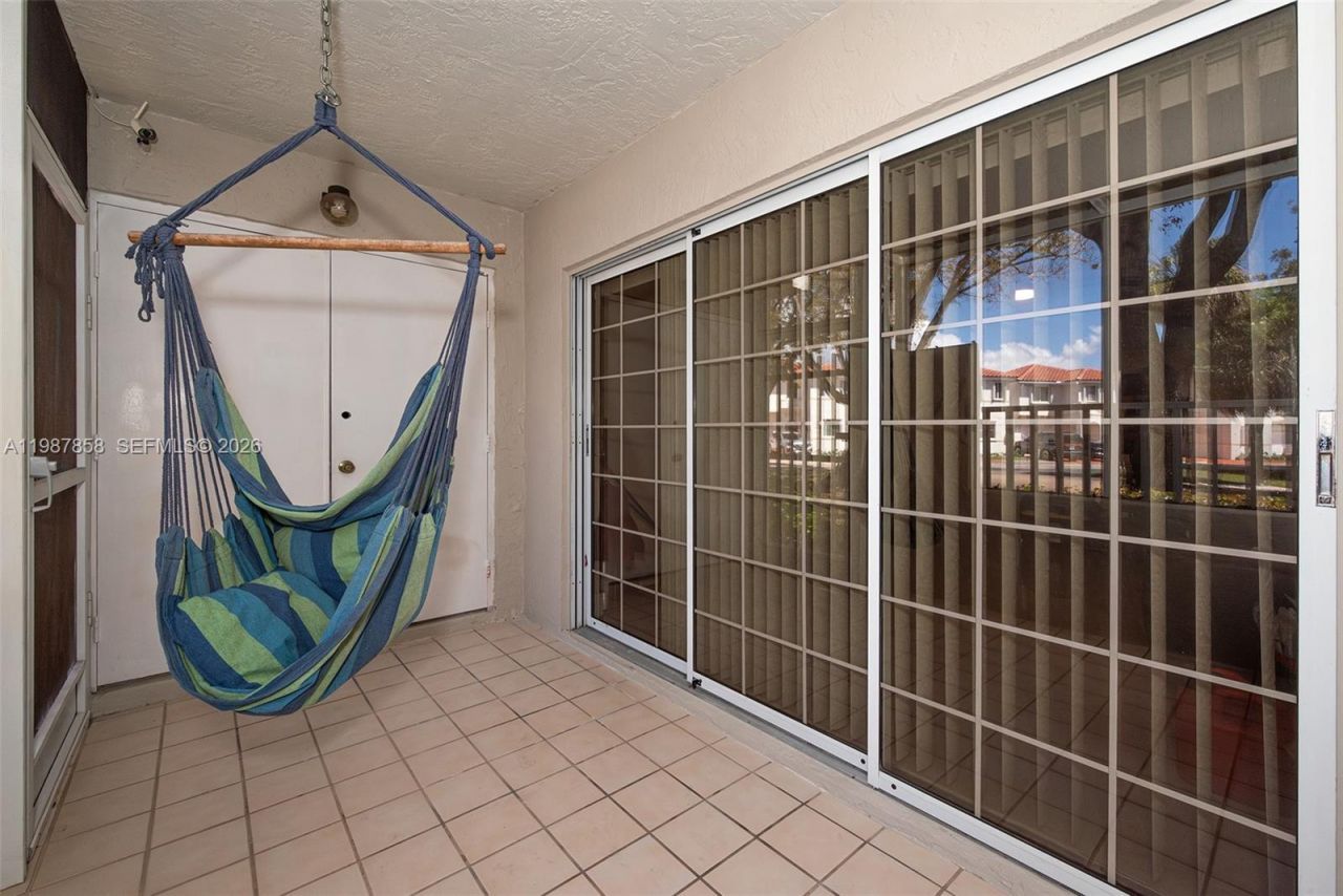 10441 Mahogany Key Cir , Unit 101, Miami, FL 33196 Photo