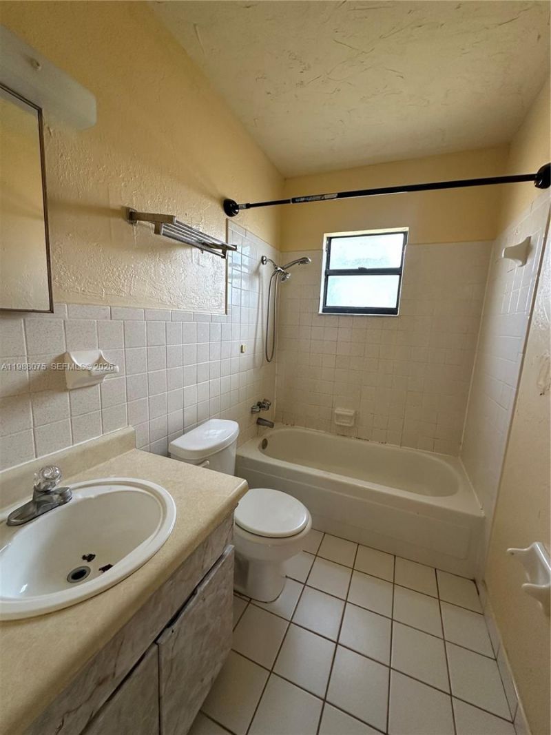 426 Las Palmas , Avon Park, FL 33825 Photo