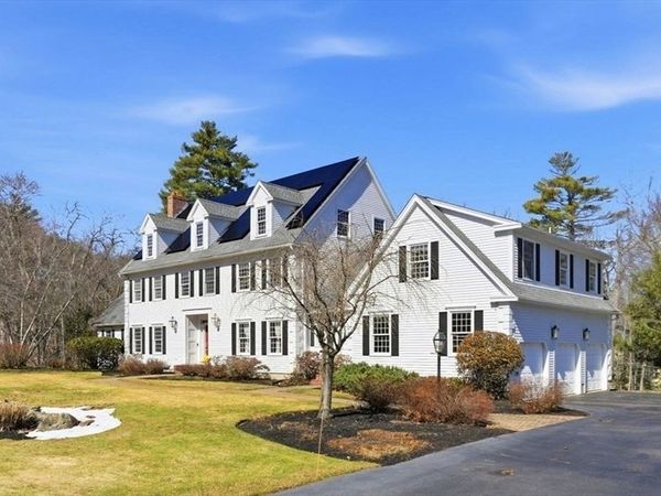 7 Charles Davis Drive, Wenham, MA 01984