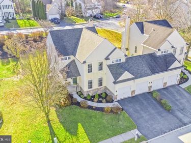 902 CHISWELL DRIVE, DOWNINGTOWN, PA 19335