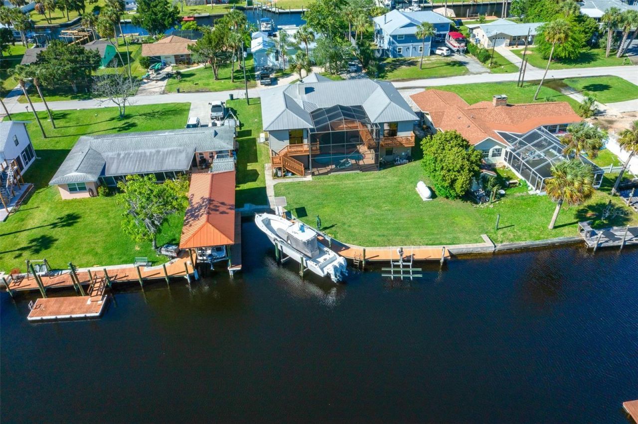 2050 NW 18th Street, Crystal River, FL 34428 Photo