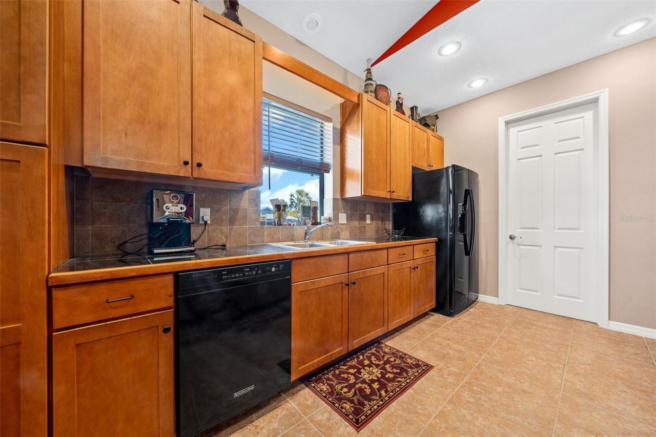 2050 NW 18th Street, Crystal River, FL 34428 Photo