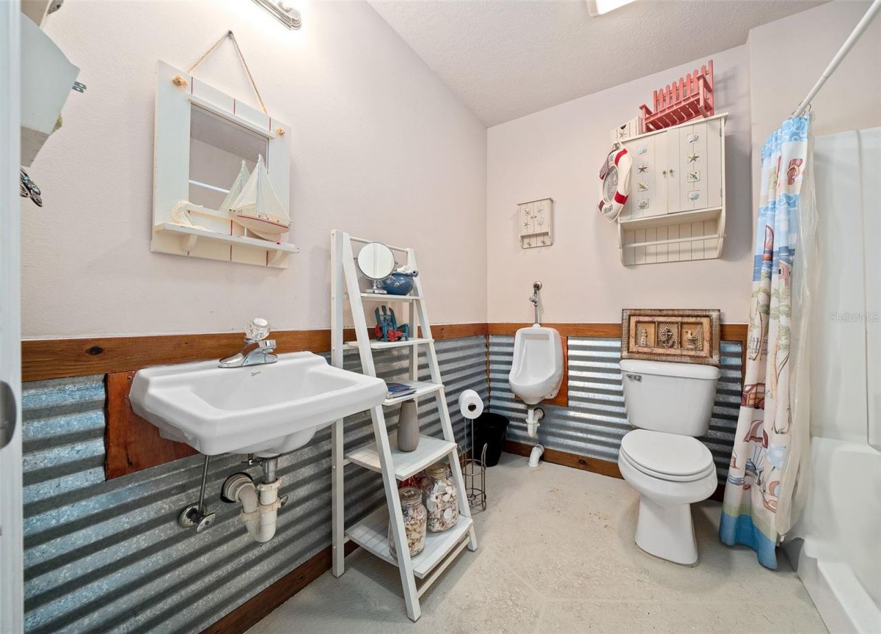 2050 NW 18th Street, Crystal River, FL 34428 Photo